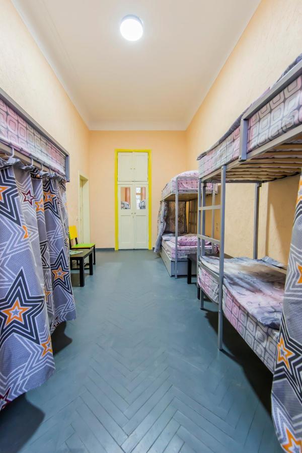 Vorobey Hostel Киев Экстерьер фото
